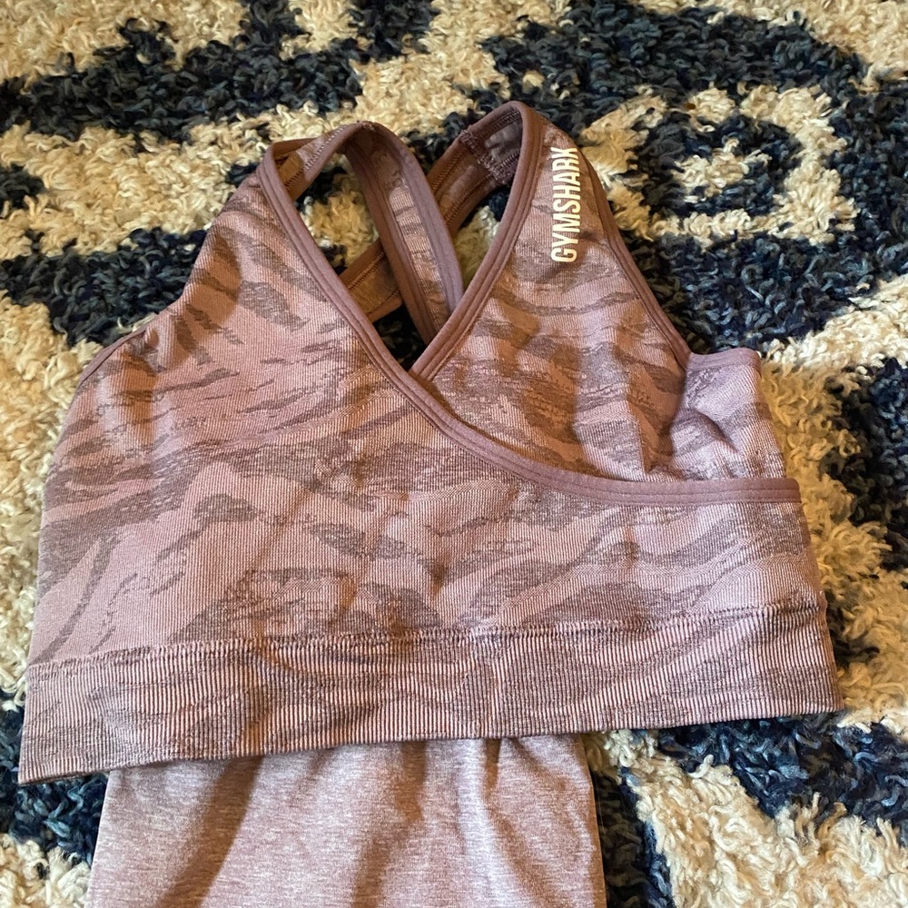 Gymshark Purple Sports Bra & leggings